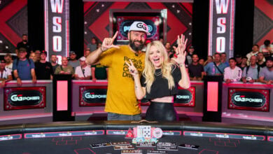 Daniel Negreanu se svou ženou po výhře WSOP náramku