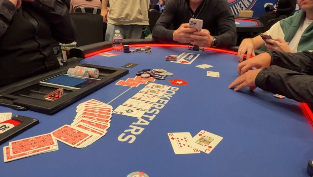 Ausmus trefil Royal Flush