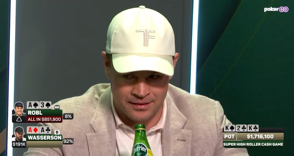 Robl se trefil do es