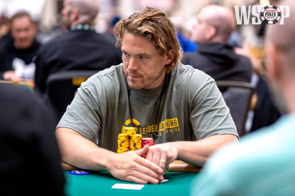 Willam Foxen WSOP26 Travis Ball 3289 LR